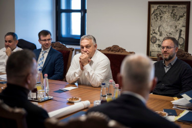 orbán kormány kormányülés