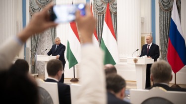 Telex: Orbán Viktor titokban Moszkvába utazik Vlagyimir Putyinnal találkozni