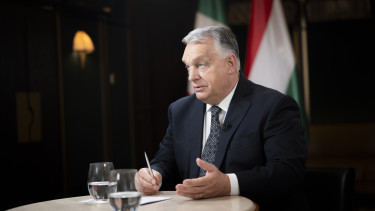 Megszólalt Orbán Viktor a budapesti békecsúcsról: késik, de lesz