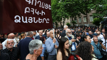 Újabb ellenzéki politikus kezén kattant a bilincs: leszámolnak Moszkva barátaival a kaukázusi országban