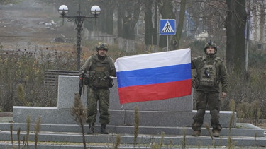 Veszélyes hálózat működik Európában: fiatalokat szerveznek be pénzért, hogy áruljanak el mindent