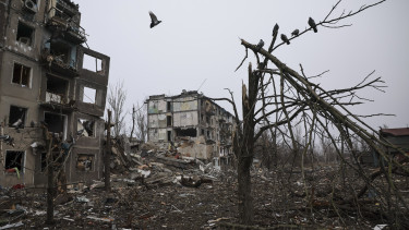 Robbanás Moszkvában, a pápa békére szólított fel - Háborús híreink szerdán