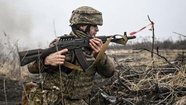 Lebombázták az oroszok a Bayraktar gyárat, Rogyinszke ostrom alatt - Híreink az ukrán frontról pénteken 
