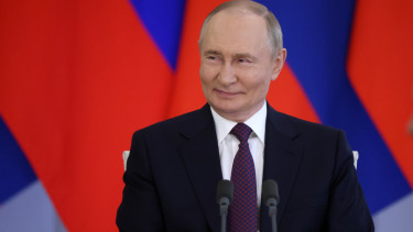 Váratlan üzenetet küldött Putyin Európának: tárgyalni akar az orosz elnök, ideje békét kötni