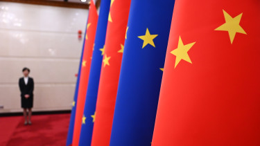 Brüsszel szép csöndben kerítést épít a beáramló befolyás ellen