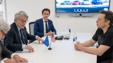 Feldúcolnák az uniós szatellitrendszert, hogy megállítsák Elon Musk terjeszkedését