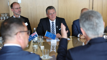 Házhoz jön az EU újabb nagy partnere, de labilis lábakon kezdődnek az egyeztetések