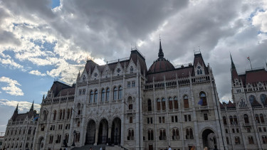 Megszólalt az IMF Magyarországról: drasztikus adóreformot javasolnak a kormánynak