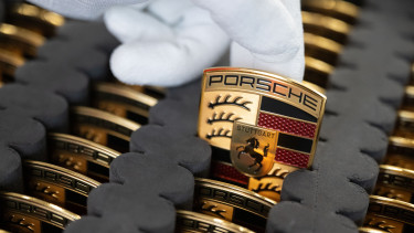 A Porsche végre visszatalál önmagához, és ezzel be is ismeri a vereséget
