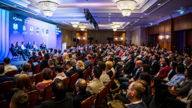 AI-stratégiák a döntéshozók szemével: mi kell a következő ugráshoz a magyar cégeknek?