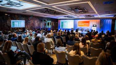 A zöld kötvények az egész magyar államadósság-kezelést stabilabbá teszik