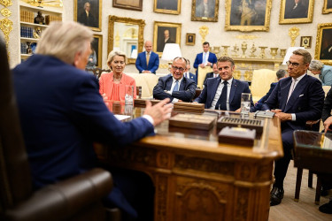 President_Donald_Trump_Meets_European_Leaders_(54730975647) (1)