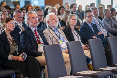 private health forum konferencia
