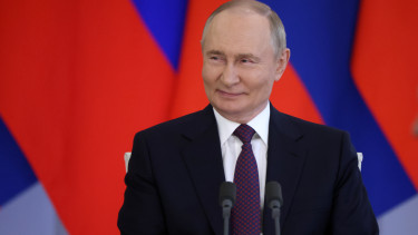 Kezet rázott Putyin Amerika esküdt ellenségével – Új szakaszba lép a szövetség