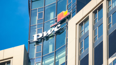 PwC: új működési modellt építenek a vállalatok pénzügyi vezetői, példátlanul nagy a költségcsökkentési nyomás rajtuk