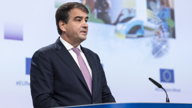Újrahangolják az uniós támogatásokat, Magyarország is más pénzosztásra készülhet