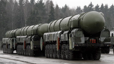 Putyin bekeményít: megindultak a fegyverek Trump holdudvarába, Oresnyik rakétákat telepíthetnek Amerikába