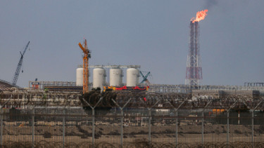 Megtorlásra készül a rettegett Forradalmi Gárda: az egekbe lőhetik ezzel az olaj árát