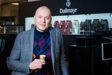 realis group small-03