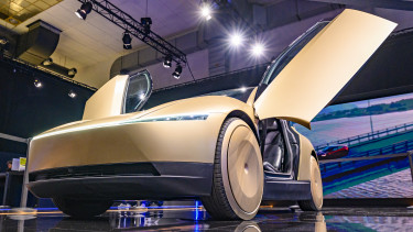 Rekordot döntött a Tesla, mégis bünteti a piac – Ennyibe kerül Elon Musk nagy dobása
