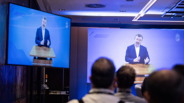 Palkovics László üzent: így néz ki Magyarország mesterterve a mesterséges intelligenciával