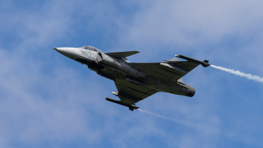 Elszánta magát a NATO hatalma: Gripen vadászgépeket kaphat Ukrajna, de van egy feltétel