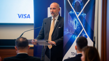 Évente tízmilliárdokat lopnak el a csalók hazai bankszámlákról – Kiderült, ki a legkönnyebb célpont