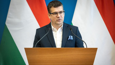 Letartóztattak két ex-minisztert, azonnal megszólalt Magyar Péter