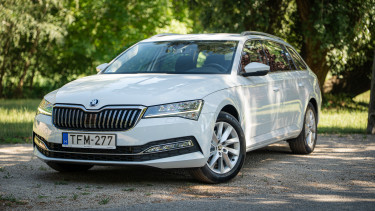 Skoda superb