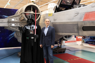 Star Wars X-szárnyú Vincze Géza ügyvezetővel Dunakeszin