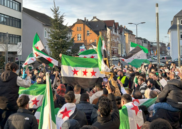 Syrians_in_Germany_celebrate_Fall_of_Assad_Regime,_8_December_2024