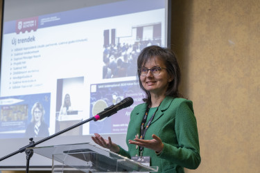 Széles Zsuzsanna, a Soproni Egyetem Lámfalussy Sándor Közgazdaságtudományi Karának dékánja