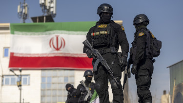 Közel a fordulópont: totális összeomlás szélén áll Amerika ősi ellensége, de van itt még egy nagy kérdőjel