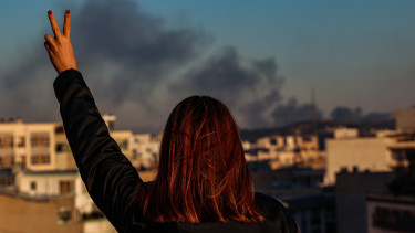 Kijózanító jelentést tett le az asztalra az amerikai hírszerzés: aligha teljesülnek Trump iráni álmai