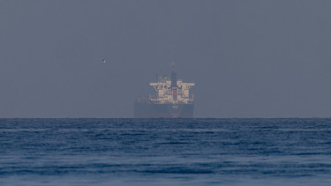 Kimondták az ultimátumot: kemény árat kérnek a hajóktól a világ egyik legfontosabb tengerszorosában