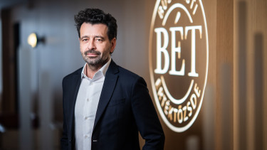 Nem kell messzire menni a legjobb befektetésekért: A BÉT globális mércével is nagyot megy