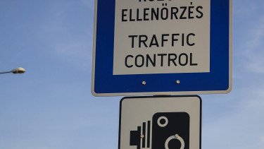 Új helyszíneken csapnak le a gyorshajtó autósokra