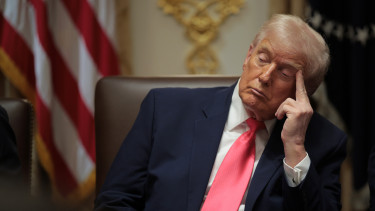 Halálosan belefáradt az ukrajnai béketeremtésbe Trump: a Fehér Ház elmondta, mit kellett átélnie az elnöknek