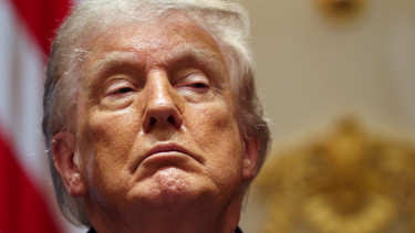 Rémálomba illő forgatókönyvről tett említést Donald Trump, háborús elnökként beszélt magáról