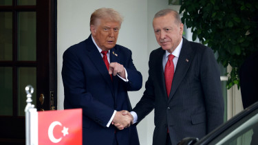 Trump Erdogannak is megmondta: abba kellene hagyni az orosz olaj- és gázvásárlást