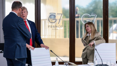 Trump most veszíti el egyik utolsó európai barátját: durva sértéseket vágott a fejéhez