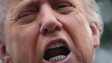 Európa visszavág: olyan megtorlást kaphat a nyakába Trump, ami meghátrálásra kényszerítheti