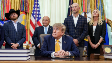 Kibordult Donald Trump a brüsszeli vezetőkre: szerinte teljes képmutatás, amit Oroszországgal csinálnak