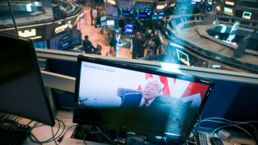 Trump már 96 százalékos csapást mért az amerikaiakra, most még súlyosabb katasztrófát szabadíthat rájuk