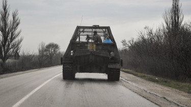 Tűzszünetet jelentett be Zelenszkij, Kijevet bombázzák az oroszok - Híreink az ukrán frontól kedden 