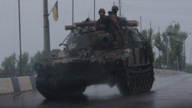 Putyin bajban van, bevethetik az Oresnyiket Ukrajna ellen – Ukrajnai háborús híreink vasárnap