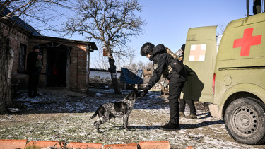 Fogolycsere-egyezménnyel ért véget a béketárgyalás, masszív támadás sújtotta Oroszországot – Háborús híreink pénteken