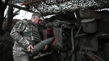 Lángokban áll Oroszország egyik olajterminálja, az ukránok szerint Putyin ismét bevonhatja szövetségesét a harcokba - Híreink az orosz-ukrán háborúról szombaton