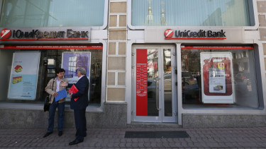 Stratégiát váltott az UniCredit: visszaadhatja a kulcsot Oroszországban