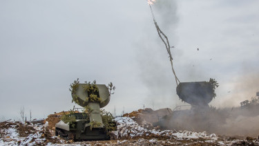 Videón az ukrán csodafegyver: percek alatt megtisztítja az aknamezőket, de más célra is bevethető